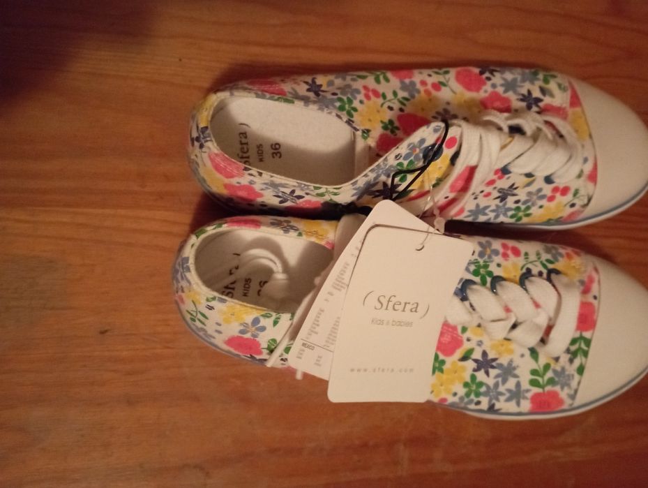 Tênis  de menina número 36