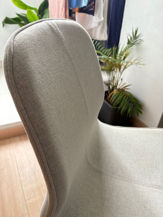 Cadeira de escritório bege\branca