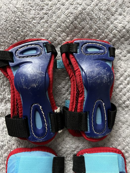 Ochraniaczna dziecięce na rolki, deskorolkę