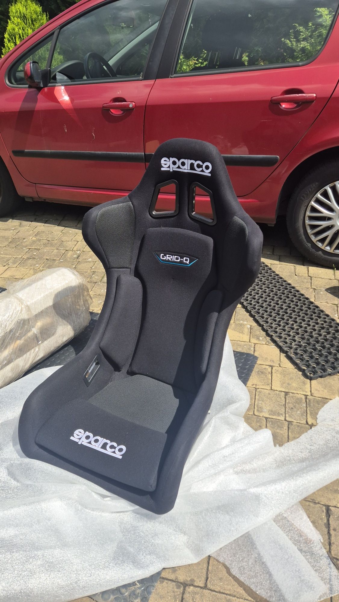 Fotel kubełkowy sparco gridq
