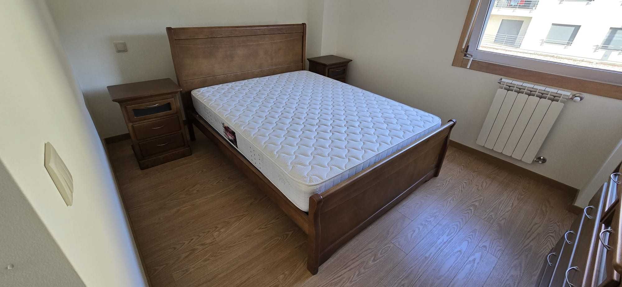 Mobília de quarto como nova