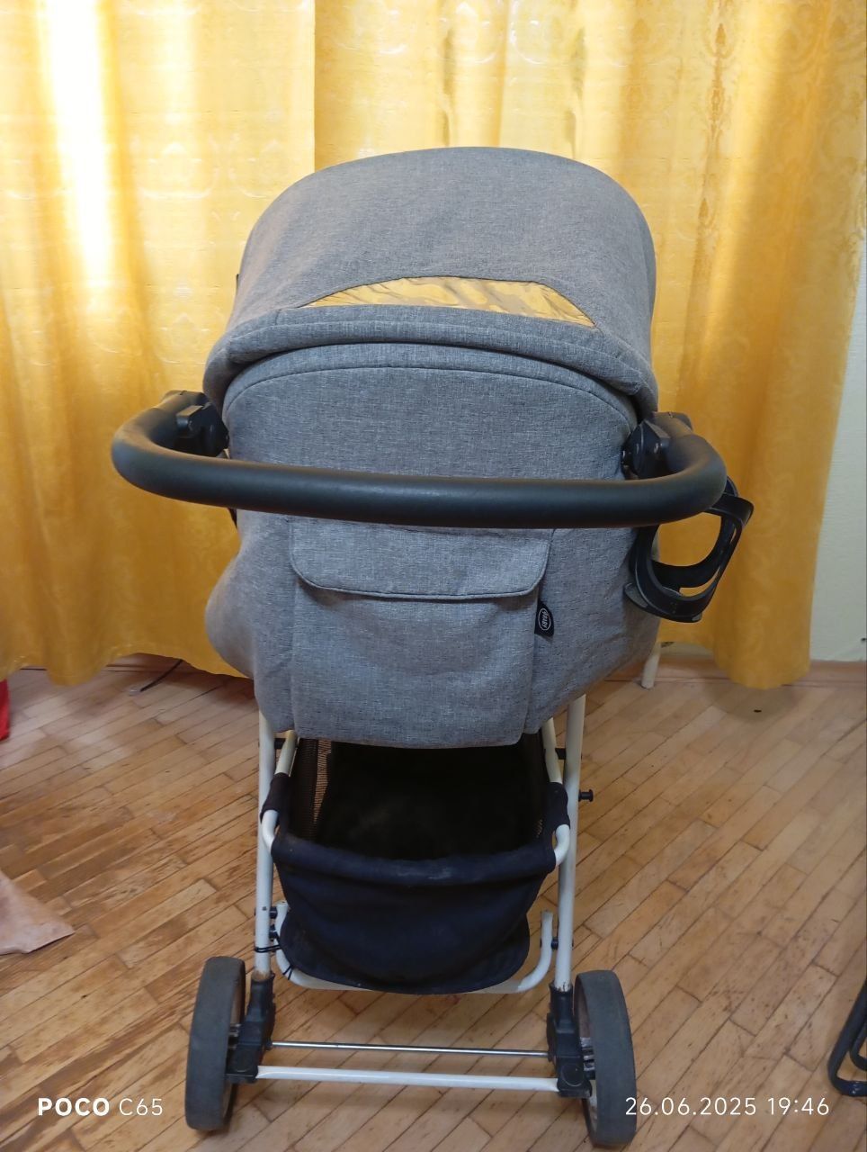 Продам дитячій візочок