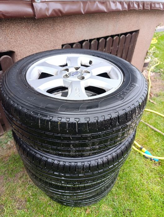Sprzedam komplet kół do Volvo xc70