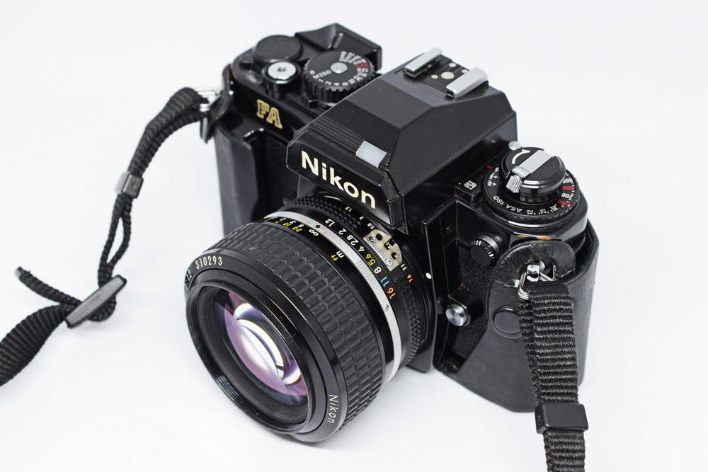 Nikon FA câmara fotográfica analógica 35mm 100% funcional bolsa CF-30
