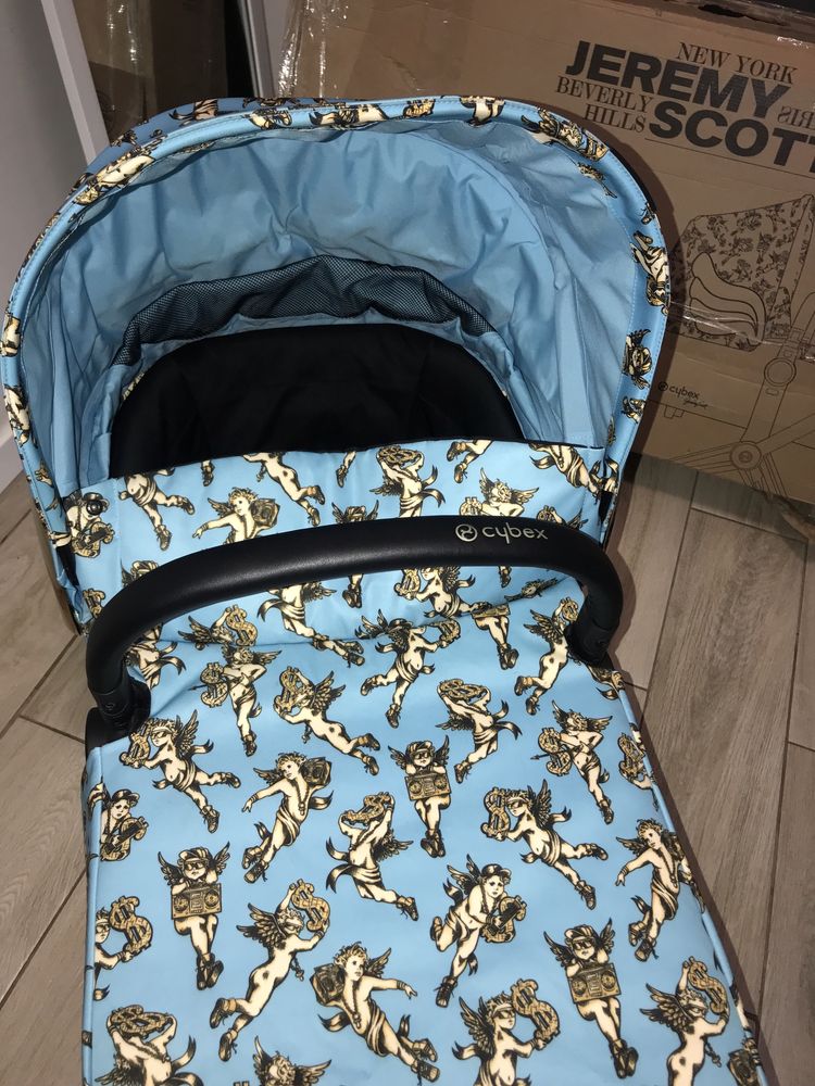Gondola Cybex Priam Jeremy Scott Cherbus blue