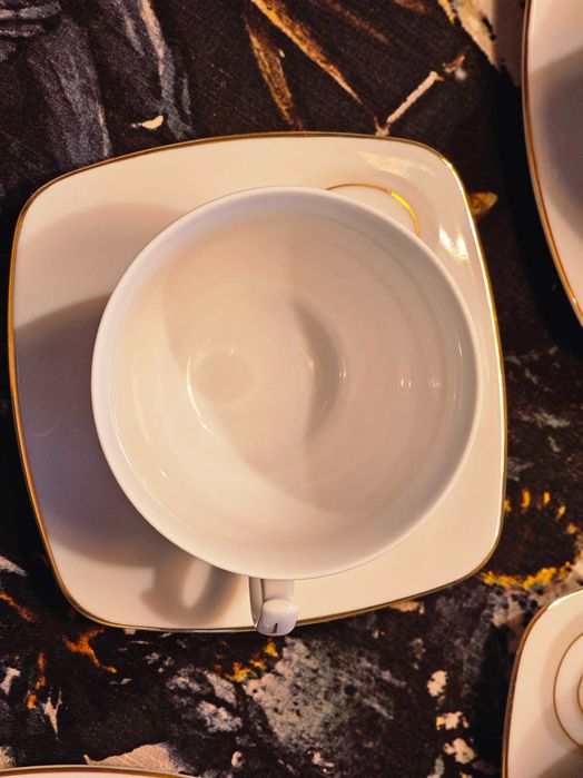 Zastawa na 12 osób, Ćmielów