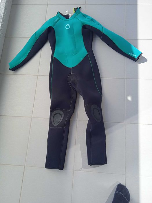 Fato de surf tribord em bom estado