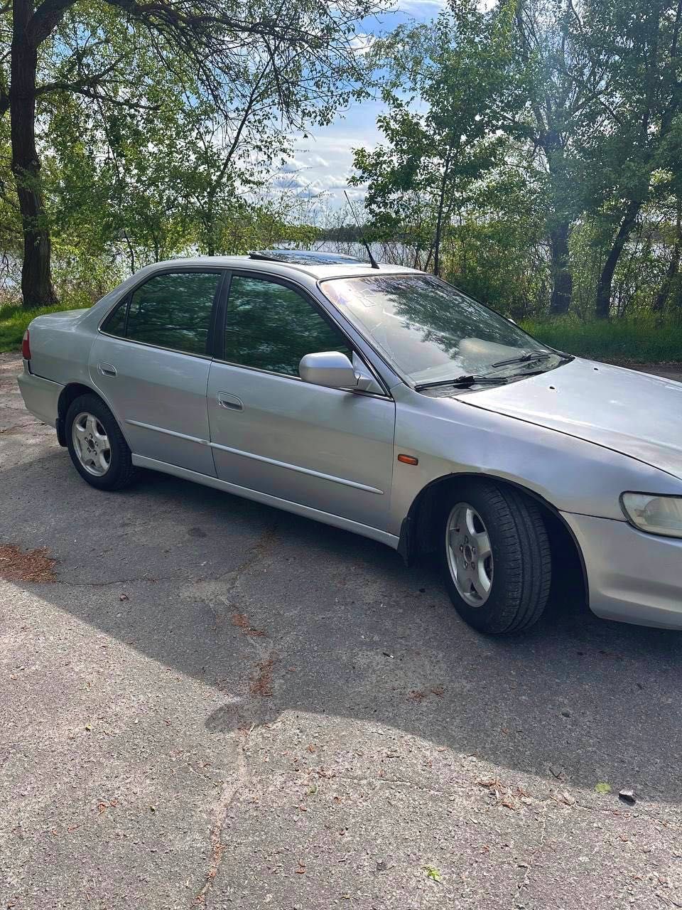 Honda Accord 6 1998