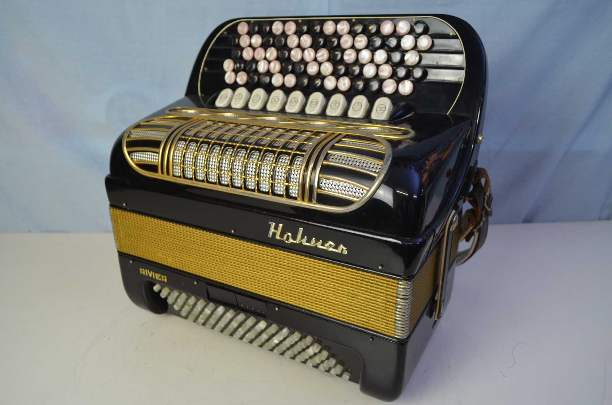 Acordeao hohner Riveira III 3 Voz 96 Baixos,