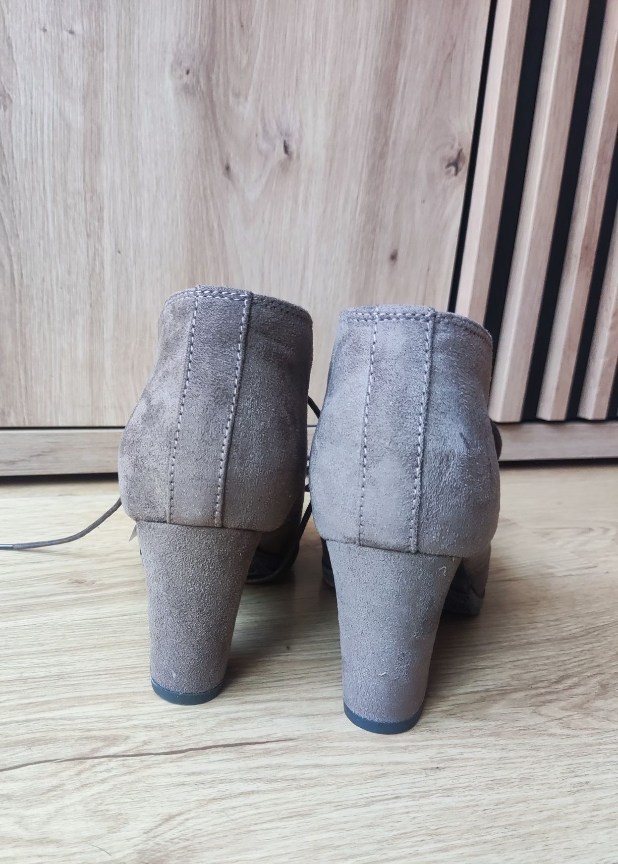 Nowe buty, botki roz. 39
