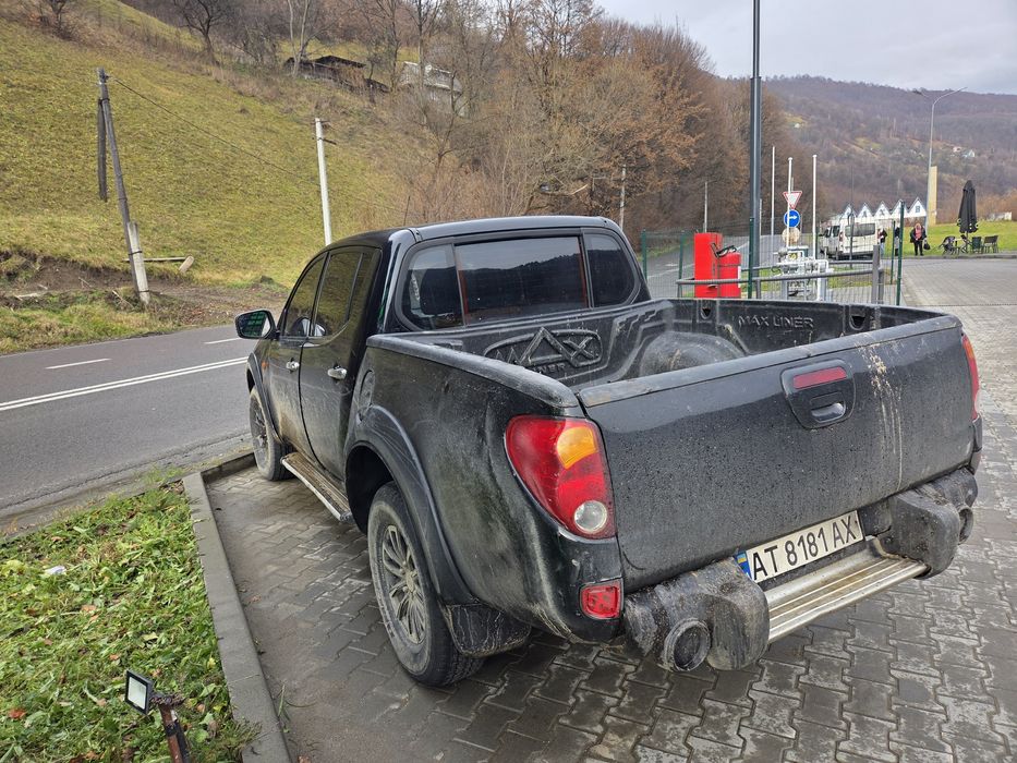 Міцубісі л 200 автомат