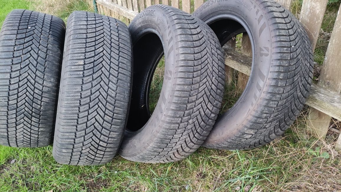 Opony całoroczne  Bridgestone Weather Control A 005