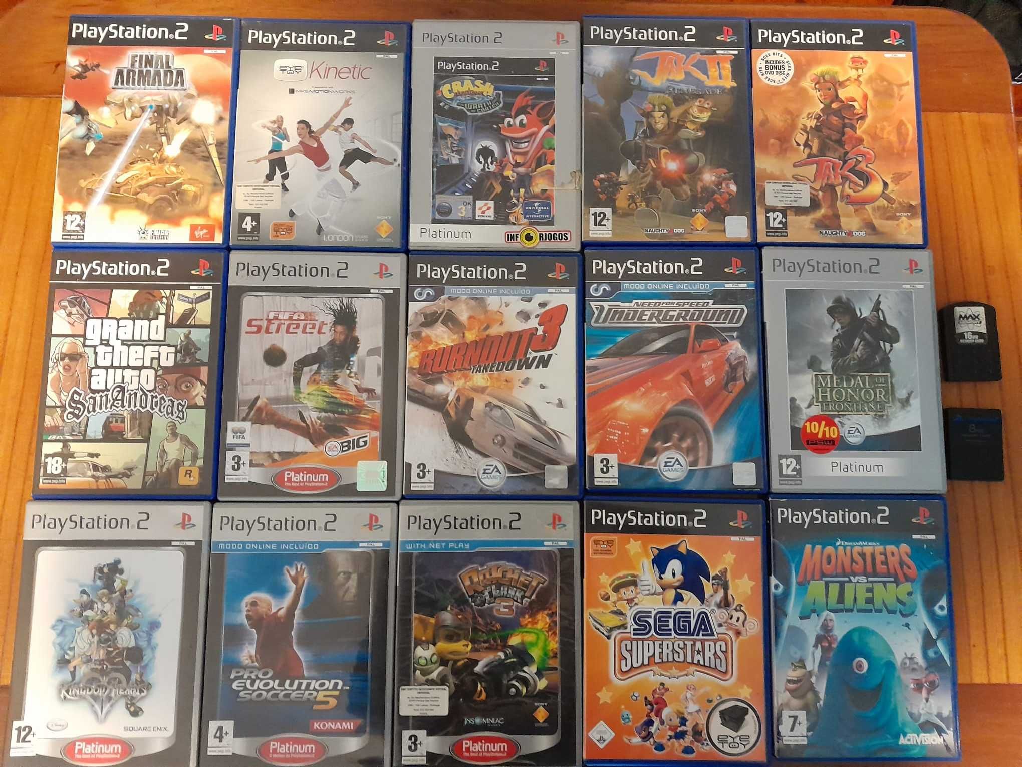 Jogos + cartões de memória Playstation 2