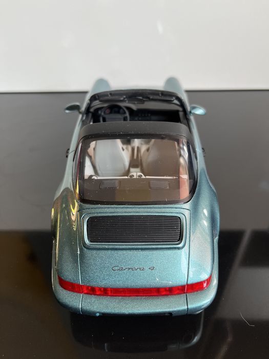 Porsche Carrera 4 Targa модель 1:18 GT Spirit