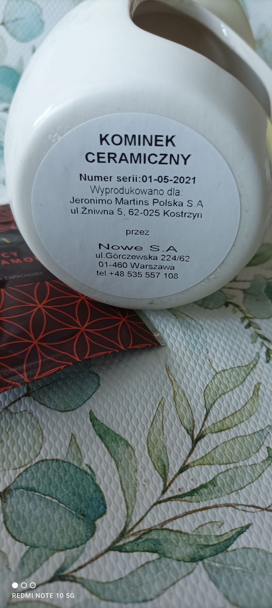 Nowy kominek ceramiczny wosk