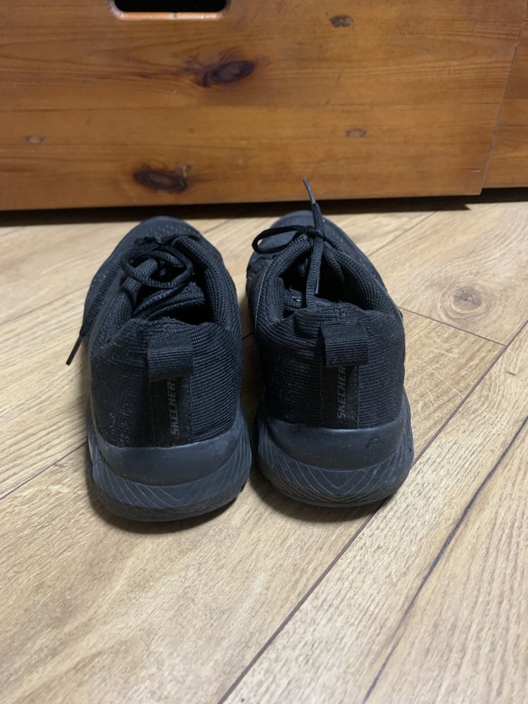 Skechers made in china