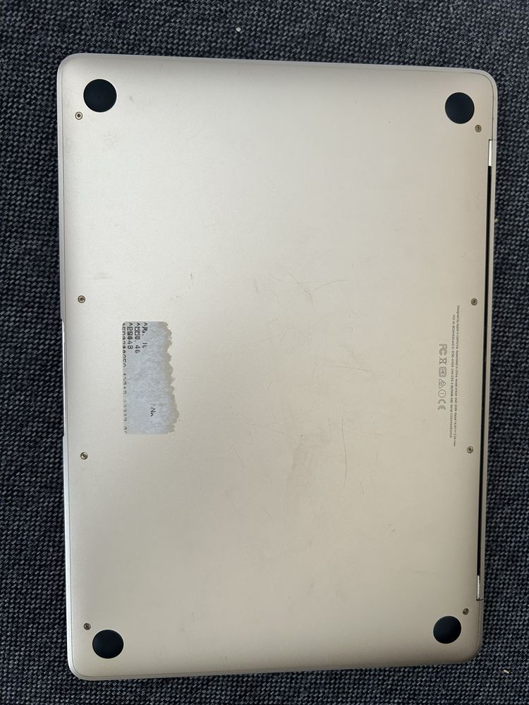 Laptop Apple A1354 12’ nie włqcza sie