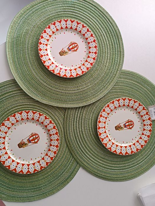 3 десертні новорічні тарілки + підложки