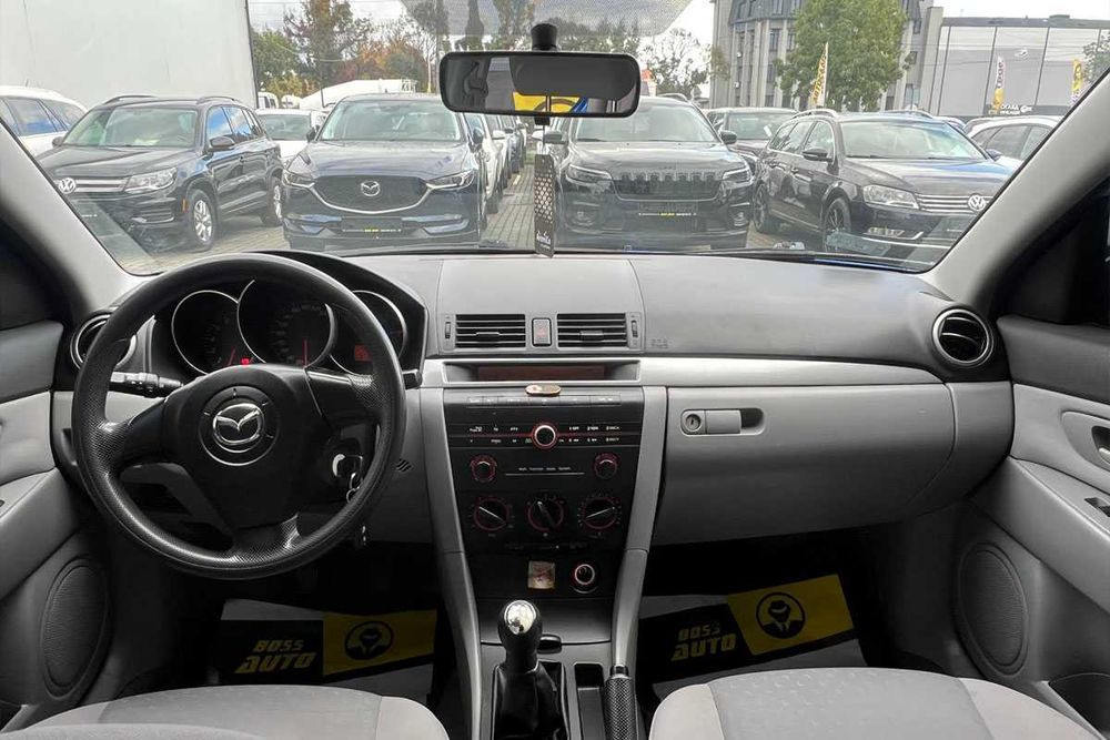 Mazda 3 2004 року