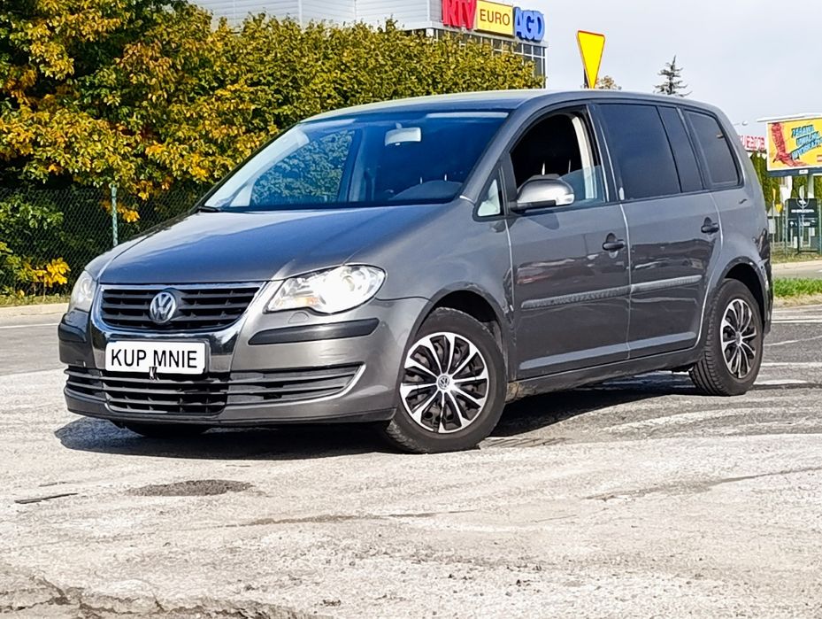Volkswagen Touran 1.9D // Lift // DSG // Klima // Hak // Zamiana //

O