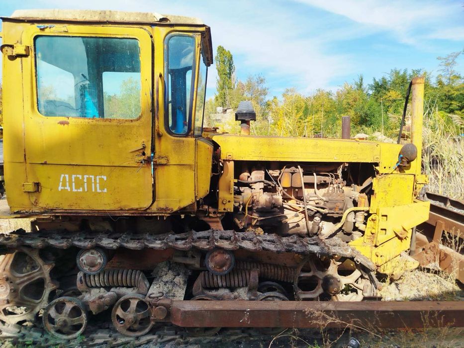ДТ 75 бульдозер продам. Состояние рабочее.