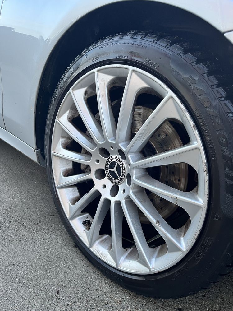 Oryginalne felgi Mercedes z oponami 19’ 5x112 Pirelli