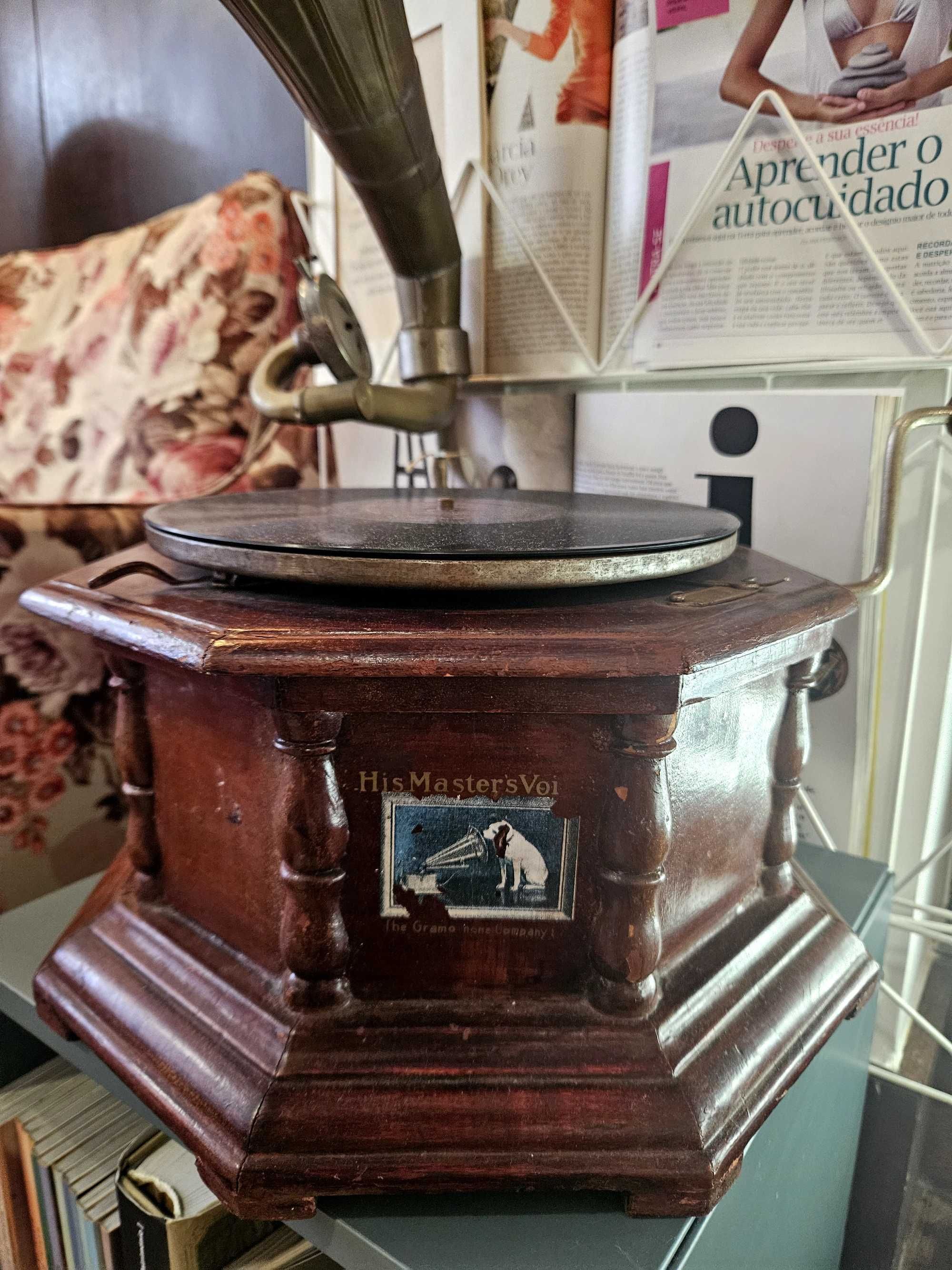 Grafonola Vintage a funcionar
