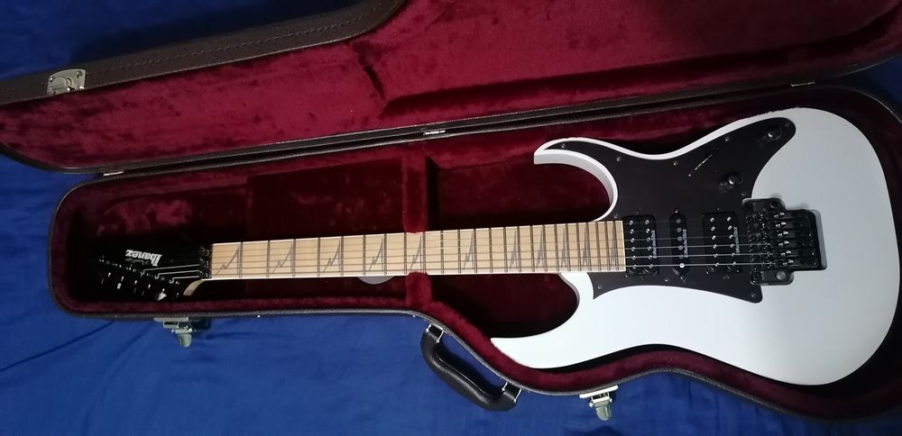 Guitarra ibanez rg 2550mz prestige japan