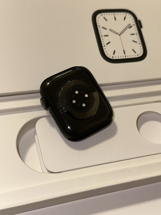 Apple Watch Series 7  ( епл вотч 7 серия)