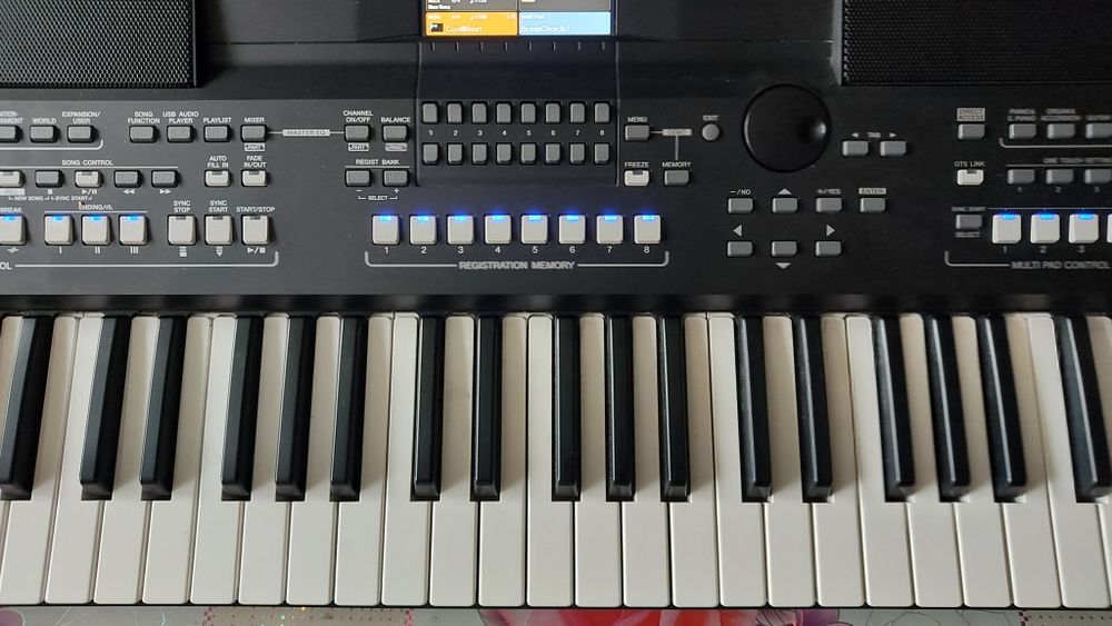 Keyboard Yamaha PSR-SX600
