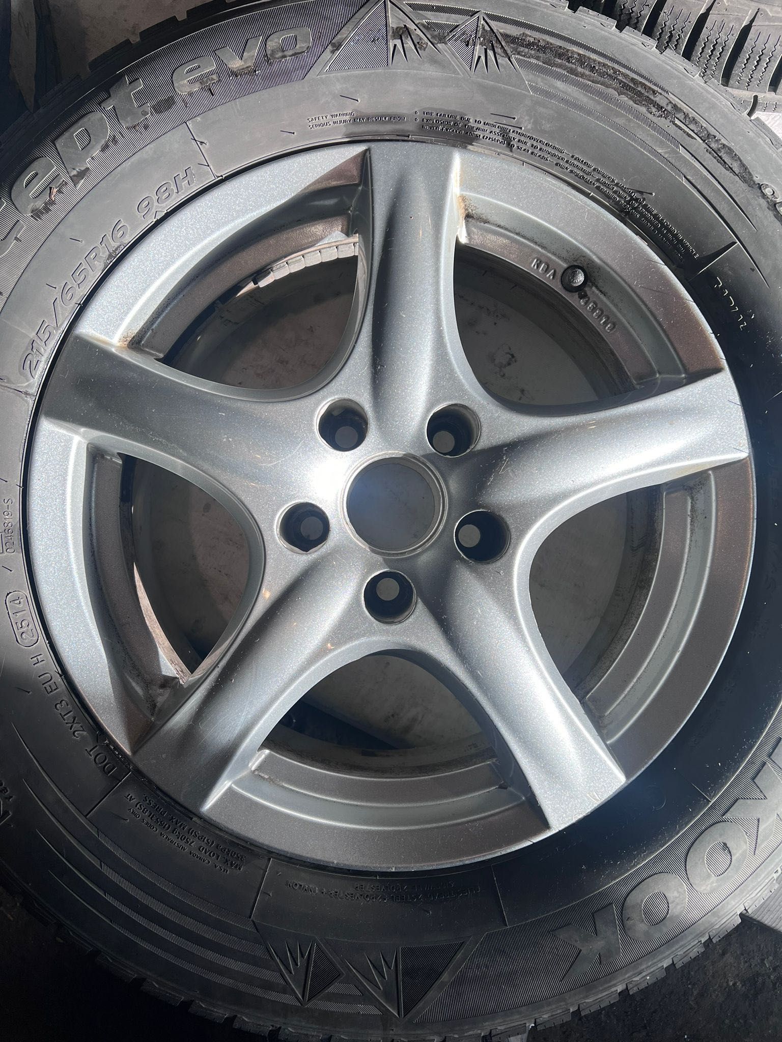 Felgi Aluminiowe VOLKSWAGEN 16 5x112 BEZ OPON
