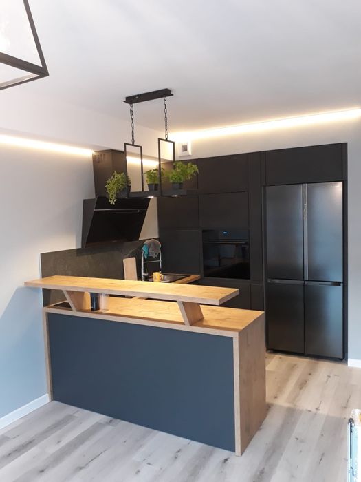 Meble na wymiar - kuchnie, szafy, garderoby, meble biurowe. Zapraszam