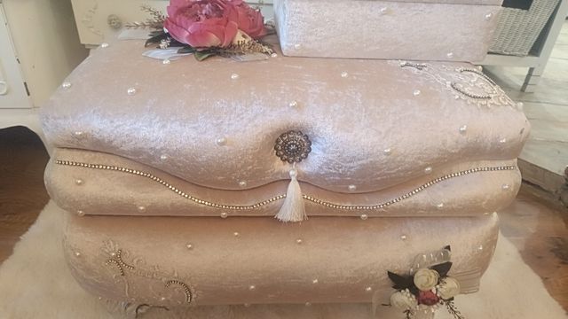 Pufa styl Glamour plus szkatulka