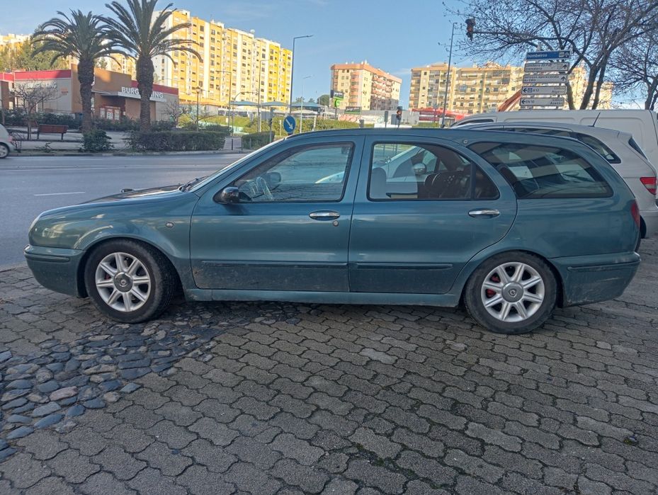 Lancia Lybra 2.4 jtd