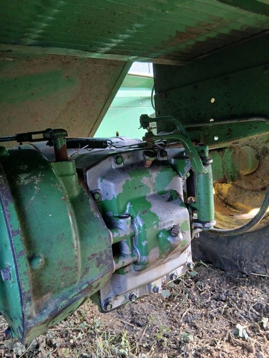 Комбайн джон-дір