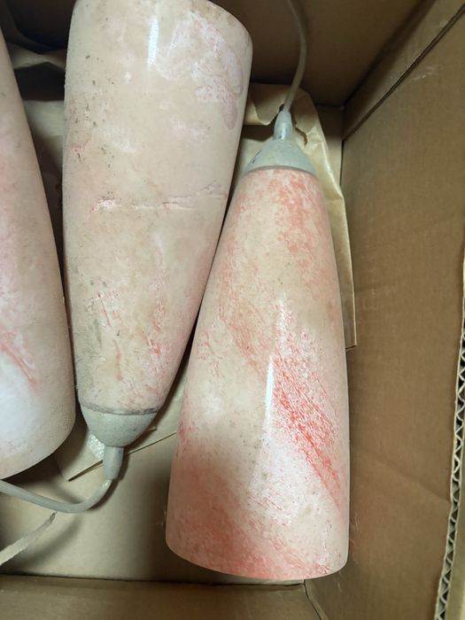 żyrandol  z trzema kloszami