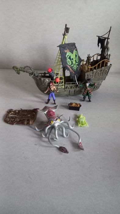 Zabawki dla chłopca statek piracki