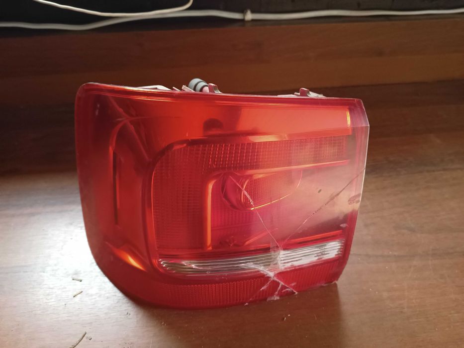 Lampa z wkładem VW Touran 2011