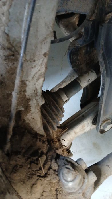 Transmissão frente direita TESLA Model Y (5YJY)