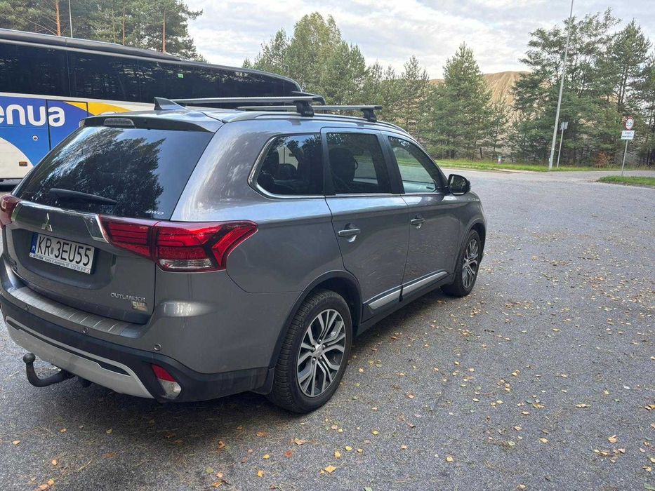 Mitsubishi Outlander 2,0 cvt 4wd