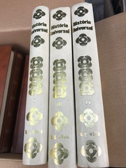 Historia Universal em 3 volumes