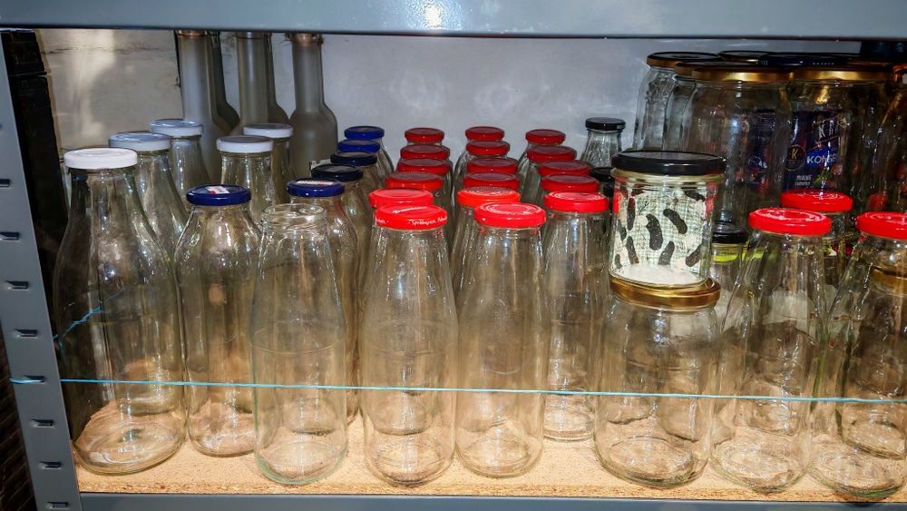 Szklane butelki słoiki 1l 0,7l 0,5l