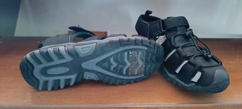 Sandálias Izas Frosty II