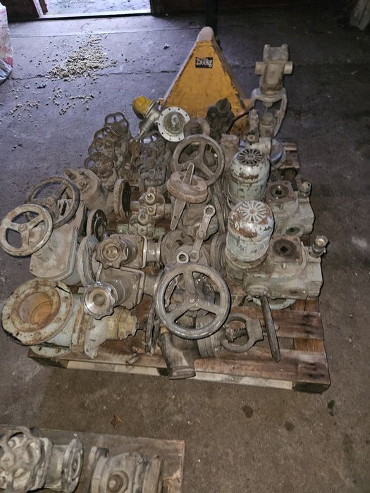 Вентеля  та Засувки