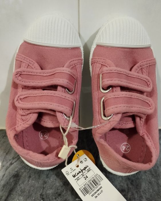Sapatilhas Rosa Novas da Unit Shoes - Tam. 24