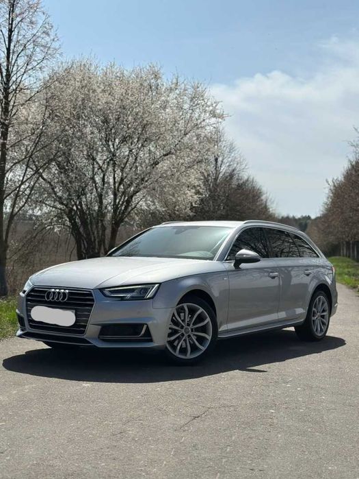 Продаж Audi A4 2017