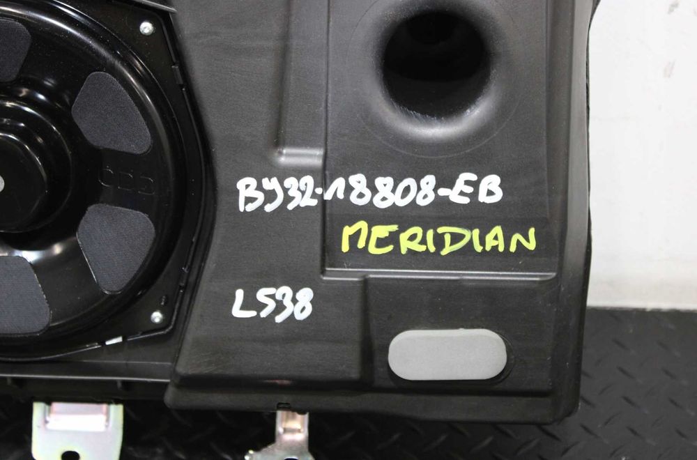 Колонки комплект MERIDIAN Land Rover Evoque L538 BJ32-18808-EB, звук