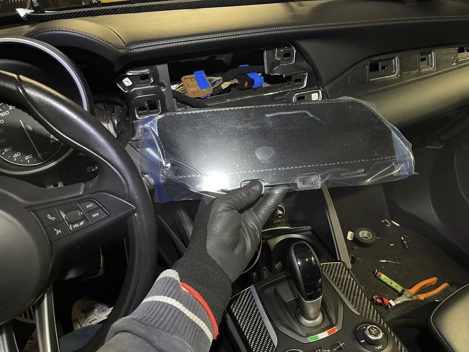 Alfa Romeo Giulia Stelvio, konwersja modyfikacje, dodawanie radarów