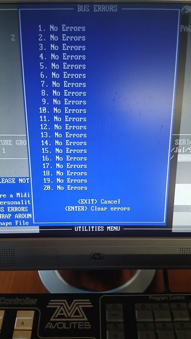Mesa de luzes DMX Avolites Azure 2004 (original)