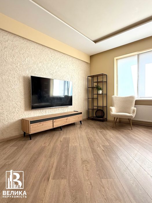 Продаж великої «євро трійки» 74м² газ ЖК Молодіжне містечко Крюківщина